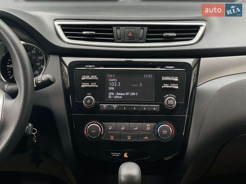 Внедорожник / Кроссовер Nissan Rogue 2015 в Днепре