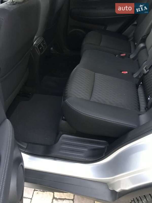 Внедорожник / Кроссовер Nissan Rogue 2019 в Ивано-Франковске фото 4 Внедорожник / Кроссовер Nissan Rogue 2019 в Ивано-Франковске