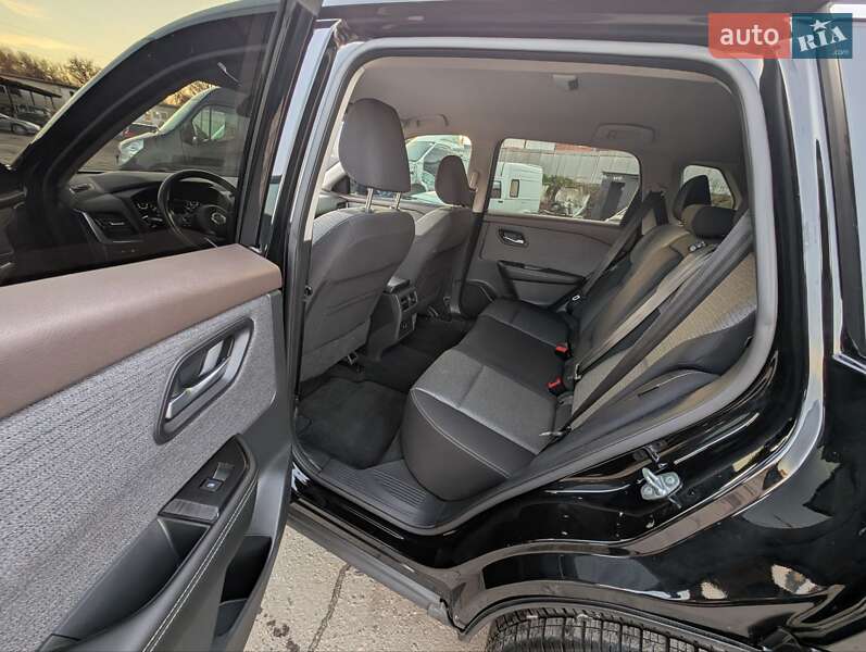 Внедорожник / Кроссовер Nissan Rogue 2021 в Ровно