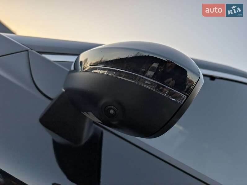 Внедорожник / Кроссовер Nissan Rogue 2021 в Ровно