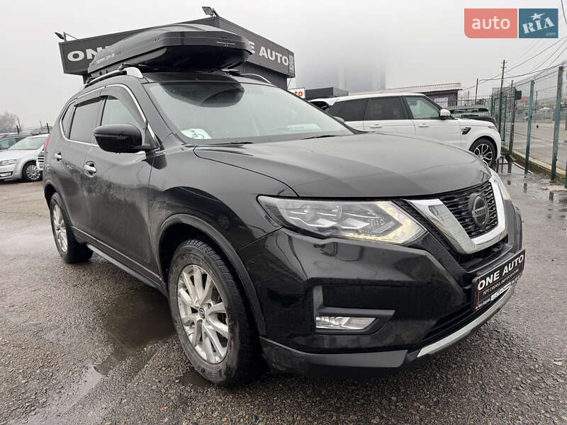 Внедорожник / Кроссовер Nissan Rogue 2018 в Киеве