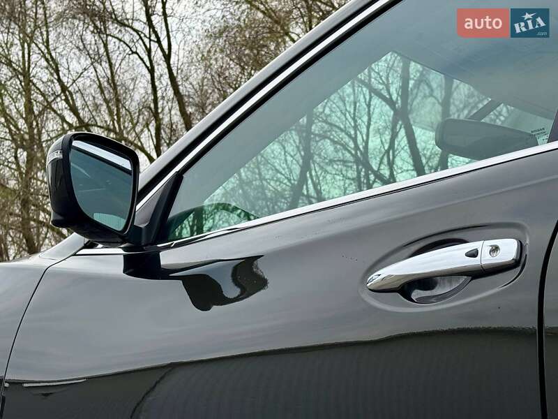 Внедорожник / Кроссовер Nissan Rogue 2015 в Киеве