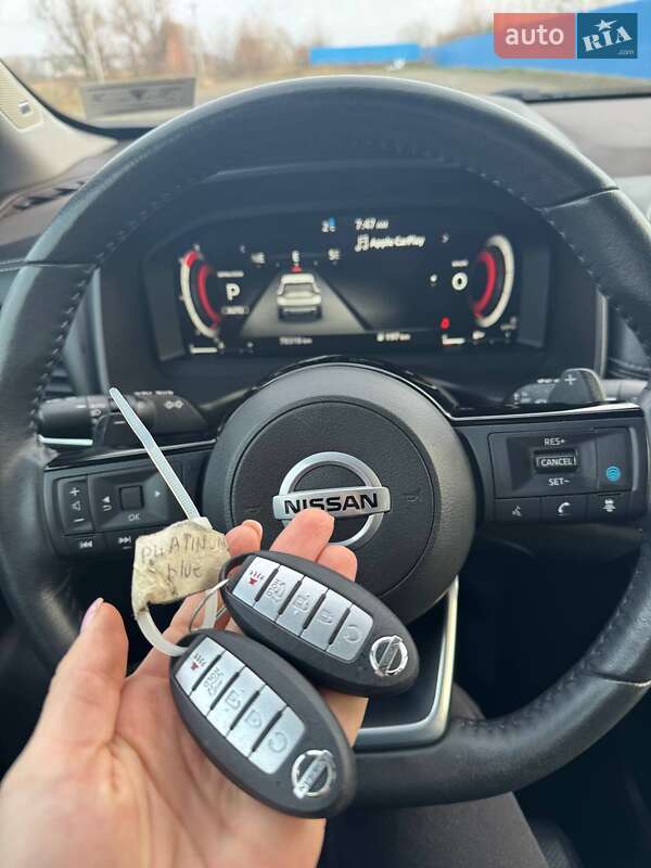 Внедорожник / Кроссовер Nissan Rogue 2021 в Киеве