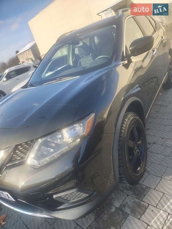 Внедорожник / Кроссовер Nissan Rogue 2016 в Львове