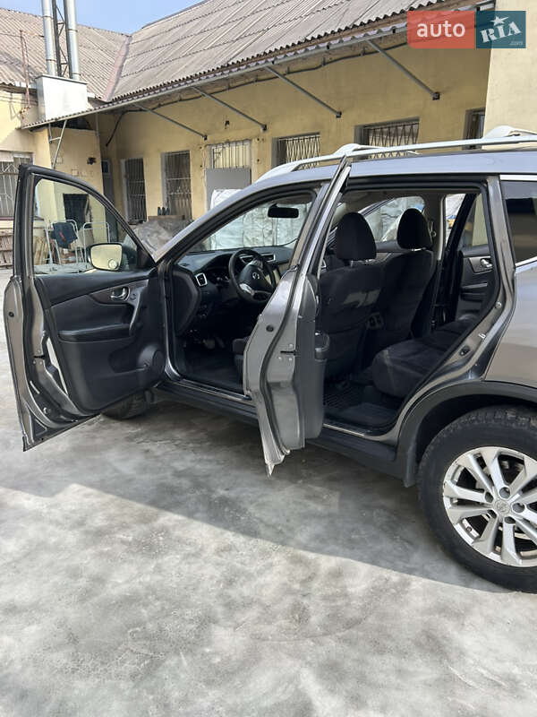 Внедорожник / Кроссовер Nissan Rogue 2014 в Днепре