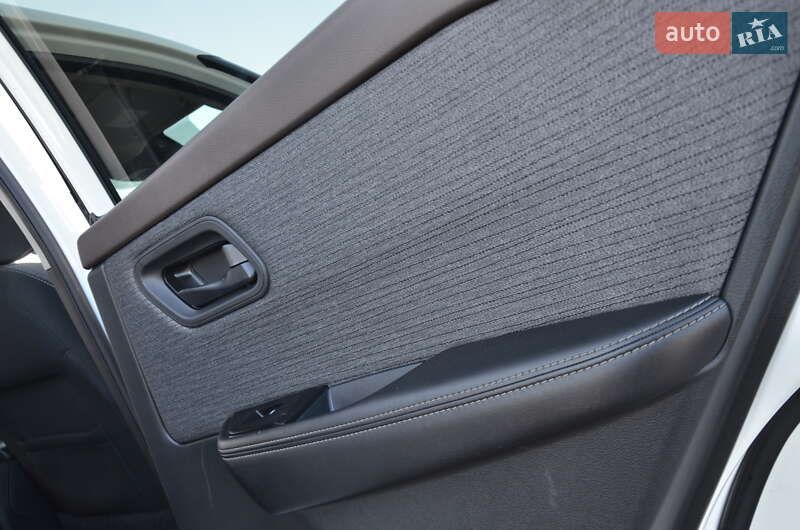 Внедорожник / Кроссовер Nissan Rogue 2021 в Дрогобыче