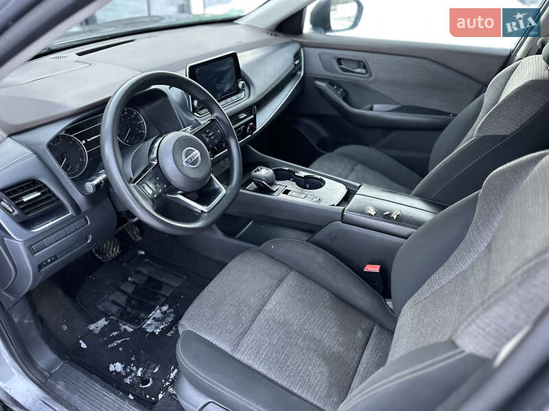 Позашляховик / Кросовер Nissan Rogue 2021 в Львові