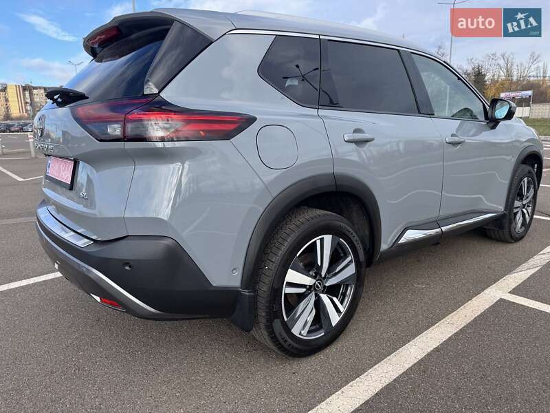 Позашляховик / Кросовер Nissan Rogue 2023 в Кривому Розі