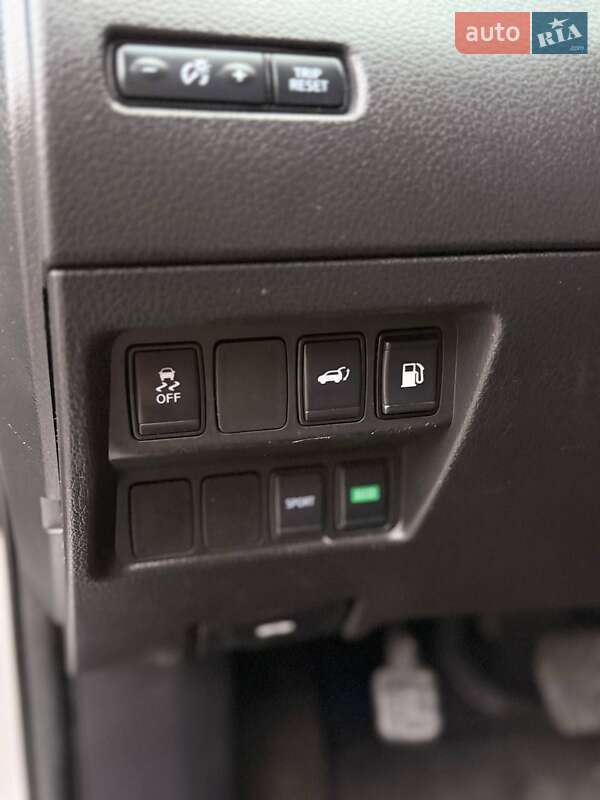 Позашляховик / Кросовер Nissan Rogue 2018 в Вінниці