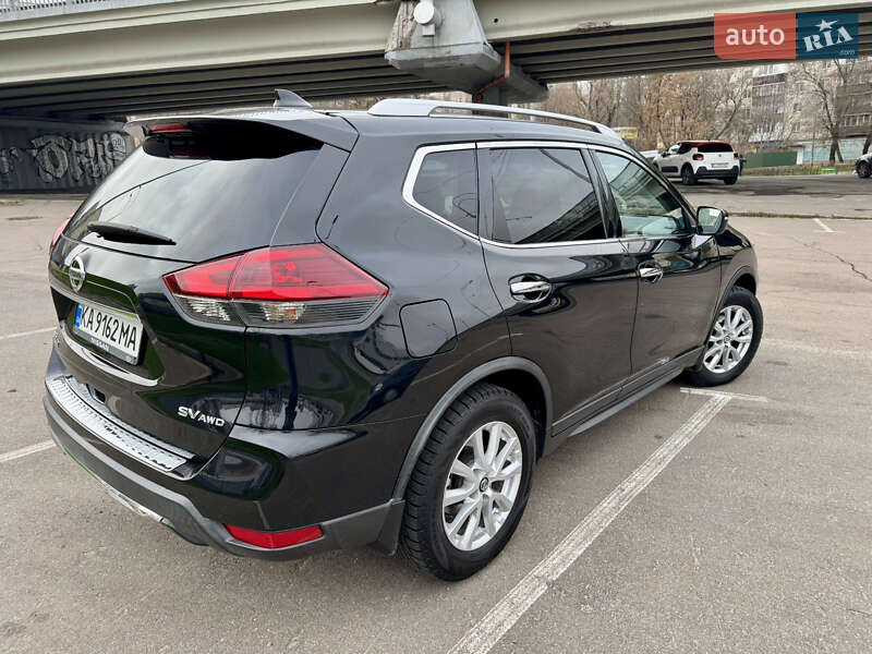 Позашляховик / Кросовер Nissan Rogue 2018 в Києві