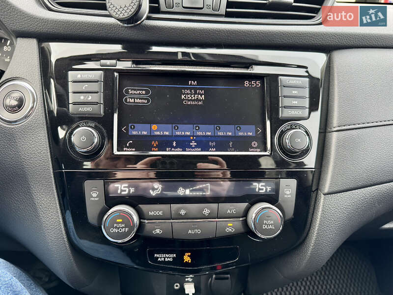 Позашляховик / Кросовер Nissan Rogue 2018 в Києві