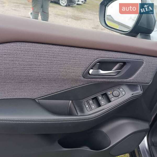 Позашляховик / Кросовер Nissan Rogue 2023 в Черкасах