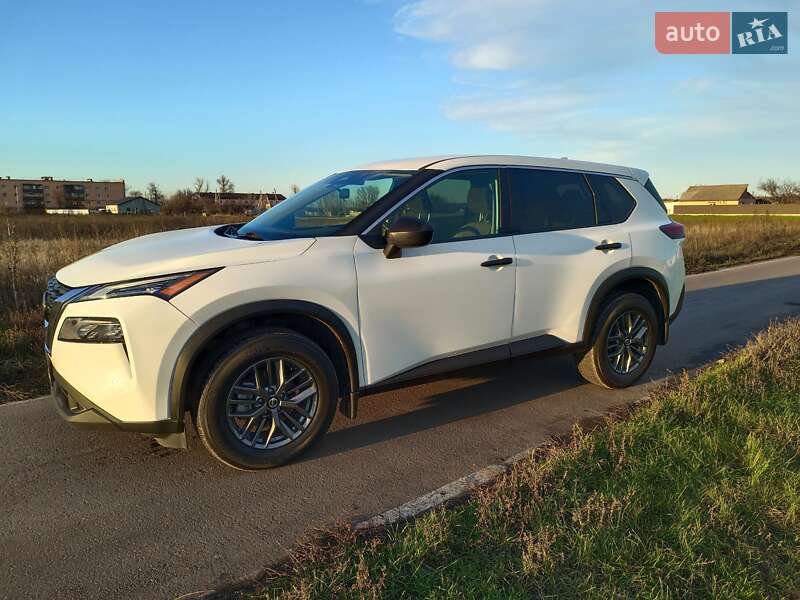 Внедорожник / Кроссовер Nissan Rogue 2021 в Днепре