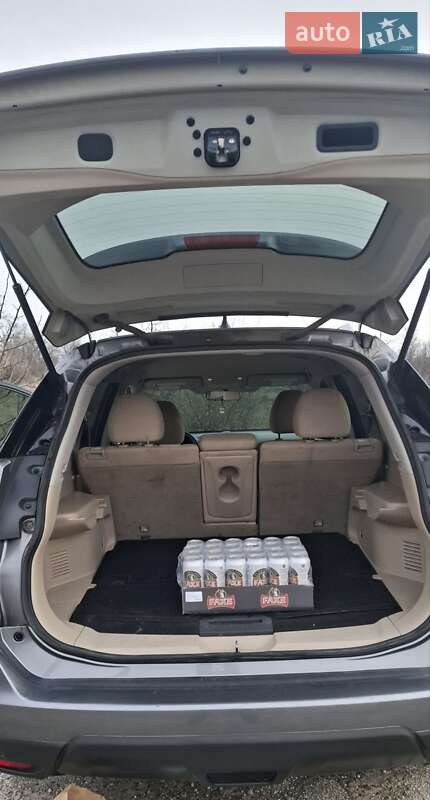 Позашляховик / Кросовер Nissan Rogue 2016 в Кривому Розі