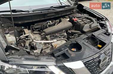 Внедорожник / Кроссовер Nissan Rogue 2018 в Новомосковске