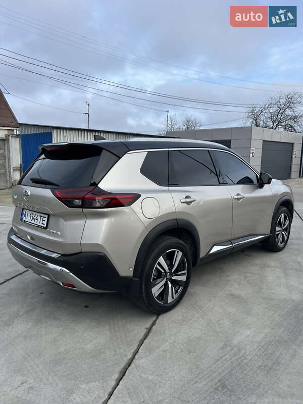 Внедорожник / Кроссовер Nissan Rogue 2021 в Белой Церкви