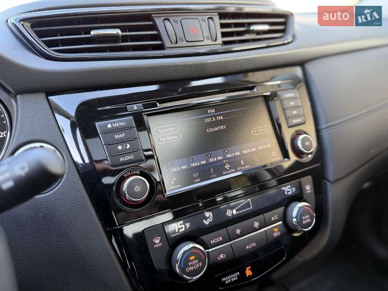 Внедорожник / Кроссовер Nissan Rogue 2018 в Днепре