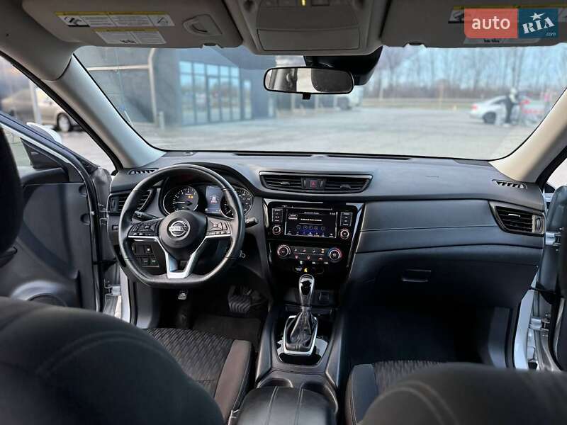 Внедорожник / Кроссовер Nissan Rogue 2019 в Хмельницком