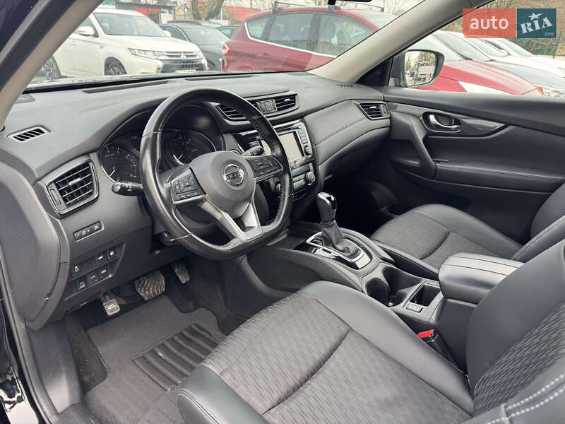 Позашляховик / Кросовер Nissan Rogue 2018 в Ізмаїлі