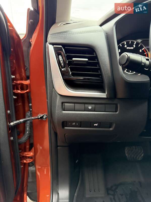 Внедорожник / Кроссовер Nissan Rogue 2020 в Белой Церкви