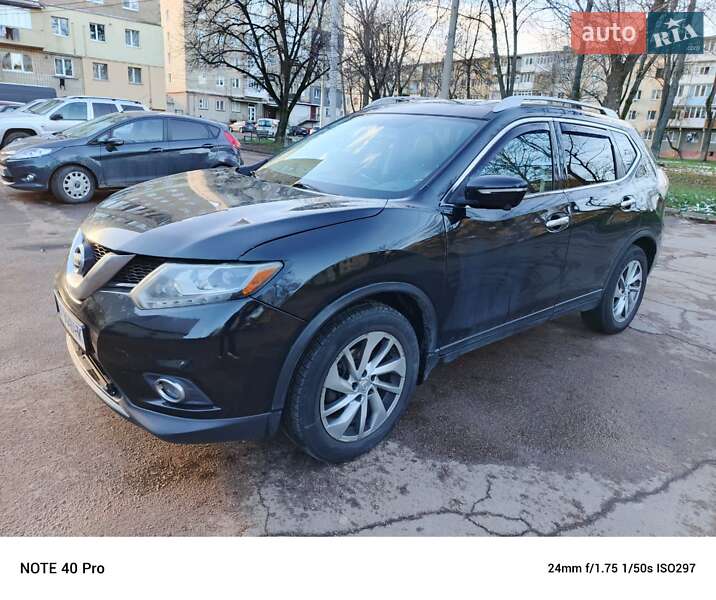 Внедорожник / Кроссовер Nissan Rogue 2014 в Калуше