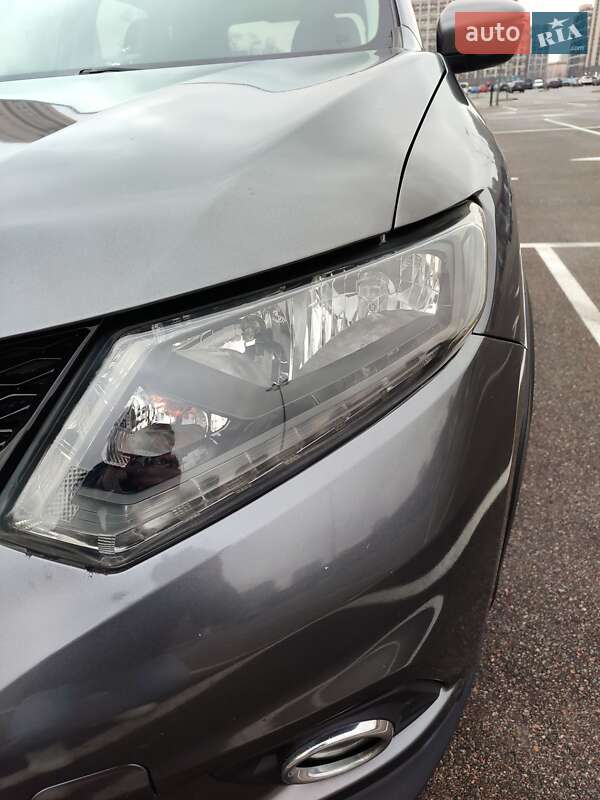 Внедорожник / Кроссовер Nissan Rogue 2015 в Киеве