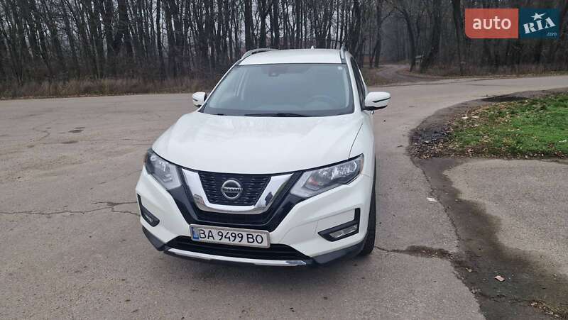 Внедорожник / Кроссовер Nissan Rogue 2019 в Знаменке