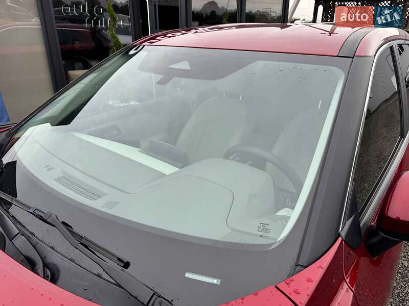 Внедорожник / Кроссовер Nissan Rogue 2022 в Луцке