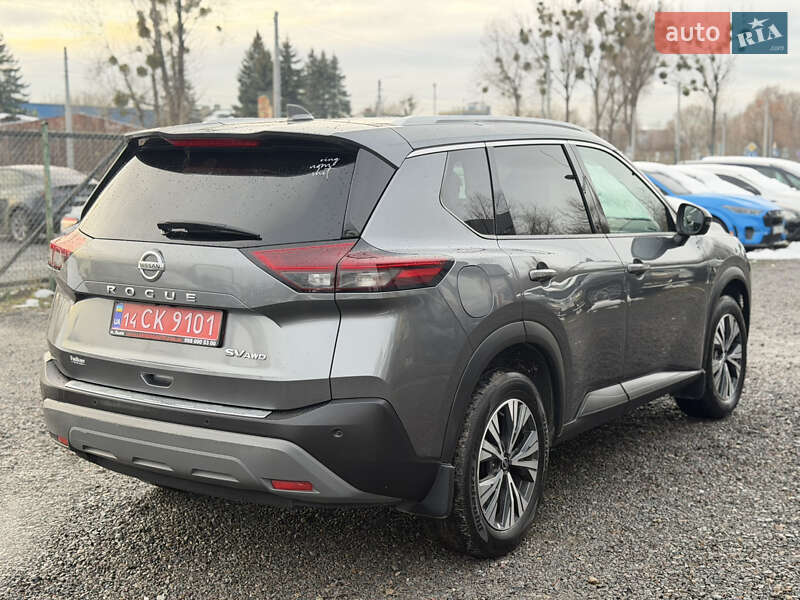 Внедорожник / Кроссовер Nissan Rogue 2021 в Львове