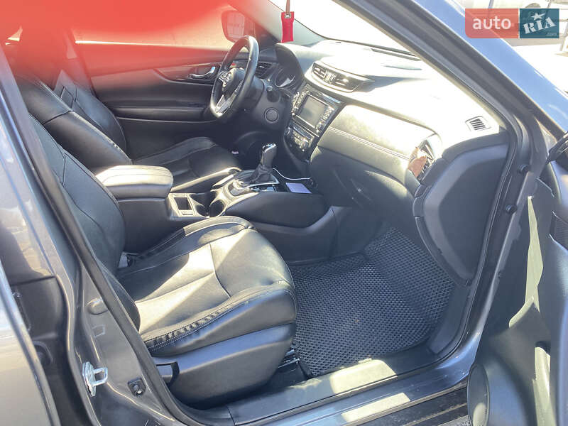 Внедорожник / Кроссовер Nissan Rogue 2018 в Киеве