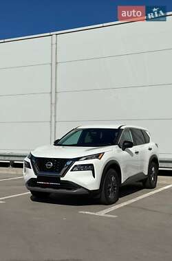 Позашляховик / Кросовер Nissan Rogue 2023 в Києві