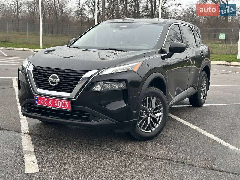 Внедорожник / Кроссовер Nissan Rogue 2021 в Запорожье