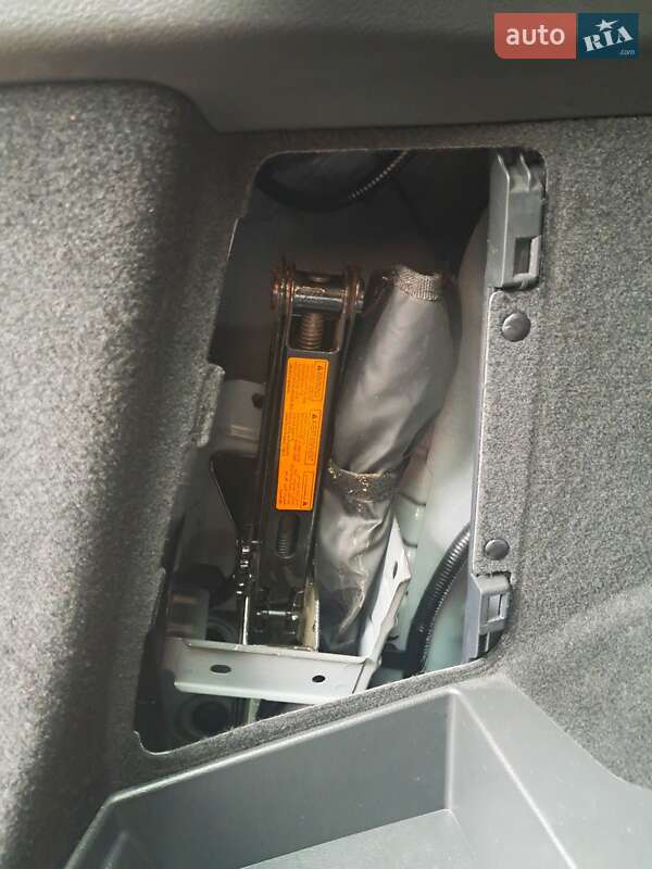 Внедорожник / Кроссовер Nissan Rogue 2021 в Запорожье