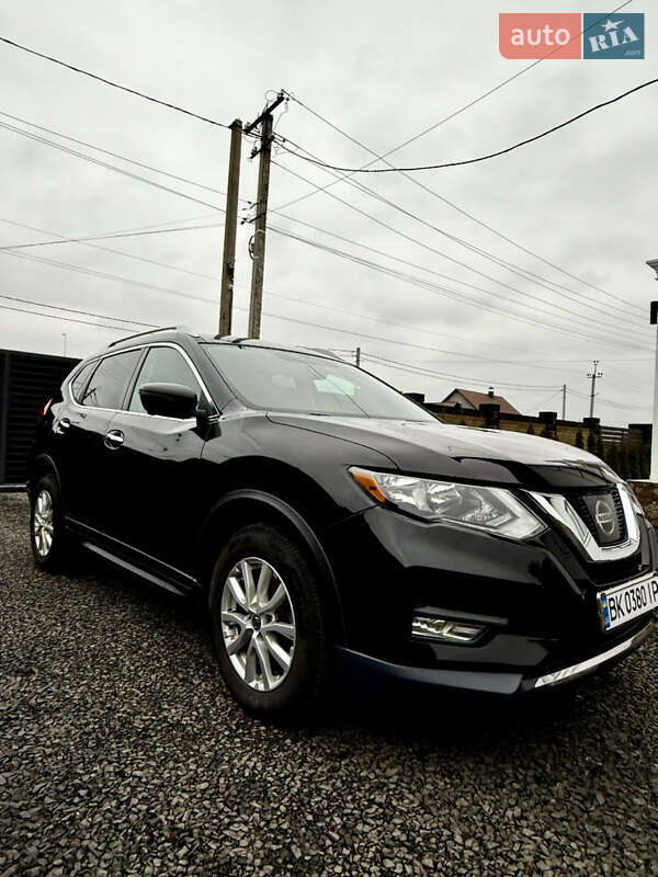 Внедорожник / Кроссовер Nissan Rogue 2017 в Ровно фото 14 Внедорожник / Кроссовер Nissan Rogue 2017 в Ровно