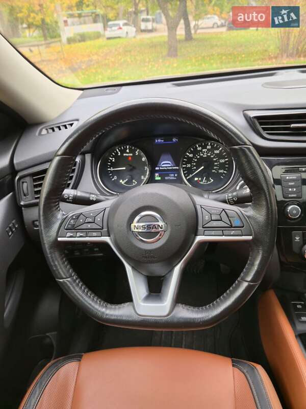 Позашляховик / Кросовер Nissan Rogue 2018 в Харкові