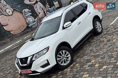 Внедорожник / Кроссовер Nissan Rogue 2018 в Луцке