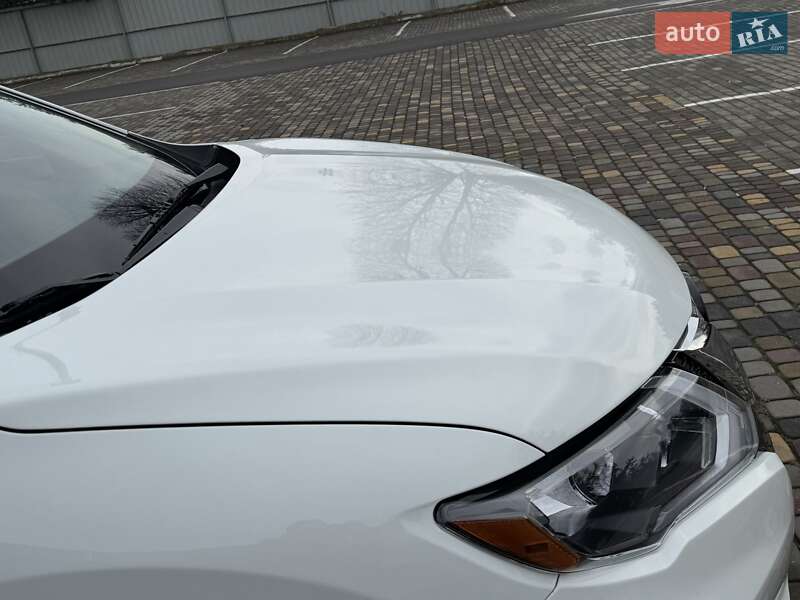 Позашляховик / Кросовер Nissan Rogue 2018 в Луцьку