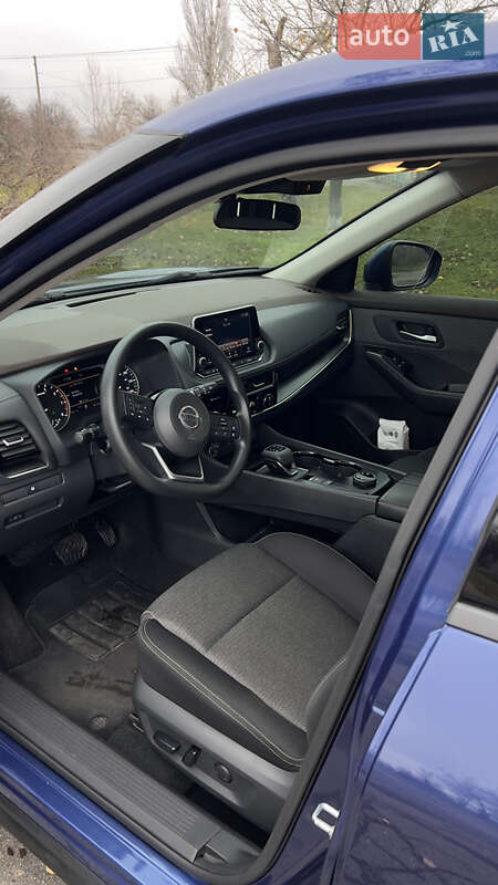 Позашляховик / Кросовер Nissan Rogue 2021 в Кам'янському