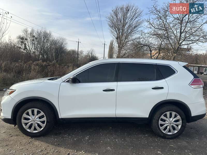 Позашляховик / Кросовер Nissan Rogue 2016 в Києві
