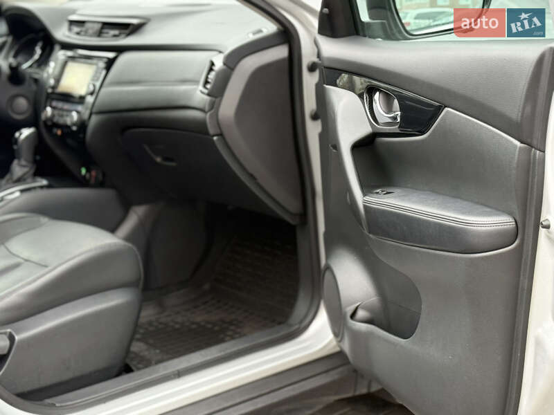 Внедорожник / Кроссовер Nissan Rogue 2017 в Белой Церкви фото 32 Внедорожник / Кроссовер Nissan Rogue 2017 в Белой Церкви