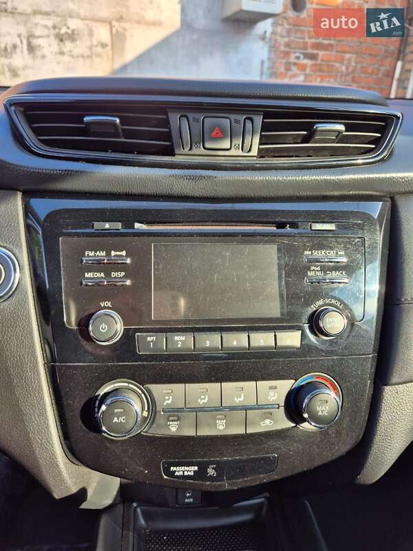 Позашляховик / Кросовер Nissan Rogue 2017 в Білій Церкві