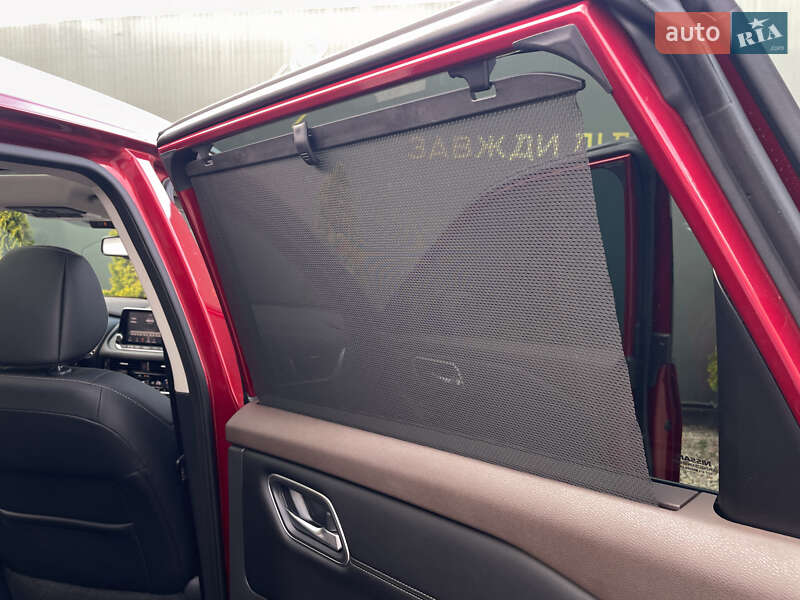 Внедорожник / Кроссовер Nissan Rogue 2021 в Одессе