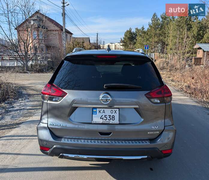 Позашляховик / Кросовер Nissan Rogue 2018 в Києві