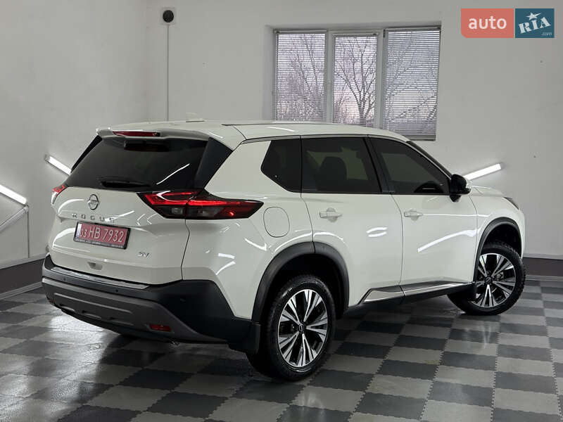 Внедорожник / Кроссовер Nissan Rogue 2023 в Трускавце