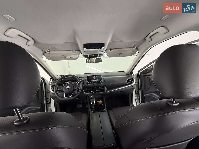 Внедорожник / Кроссовер Nissan Rogue 2023 в Трускавце