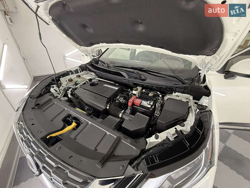 Внедорожник / Кроссовер Nissan Rogue 2023 в Трускавце