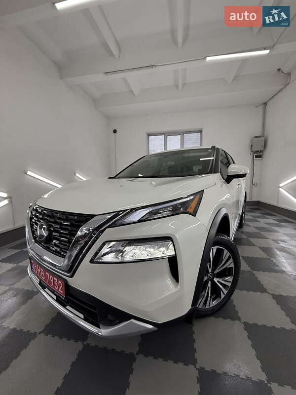 Внедорожник / Кроссовер Nissan Rogue 2023 в Трускавце