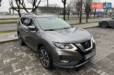 Позашляховик / Кросовер Nissan Rogue 2019 в Черкасах