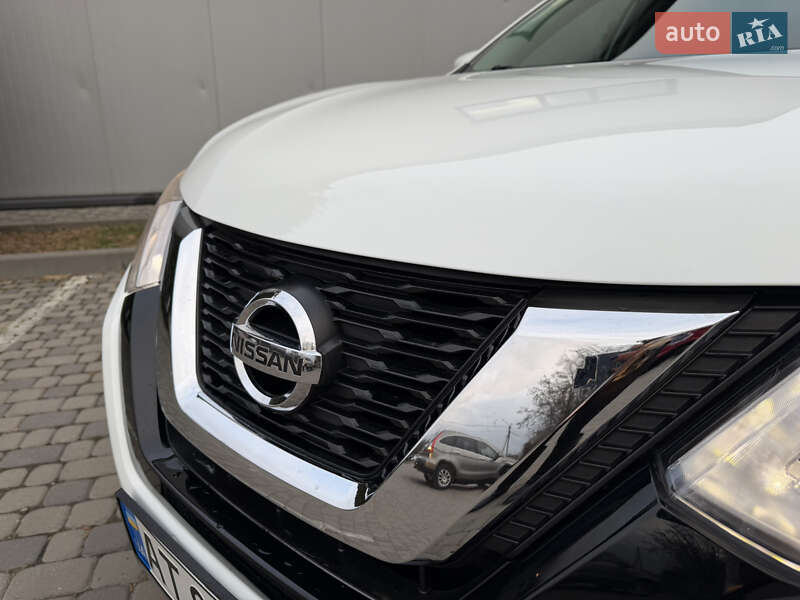 Внедорожник / Кроссовер Nissan Rogue 2018 в Ивано-Франковске