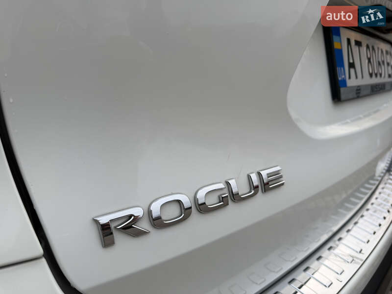 Внедорожник / Кроссовер Nissan Rogue 2018 в Ивано-Франковске
